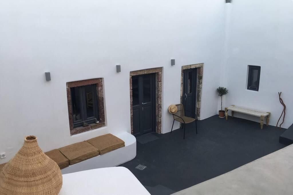 Santorini Folia Cave House With Jacuzzi Villa Pyrgos Kallistis Exterior photo